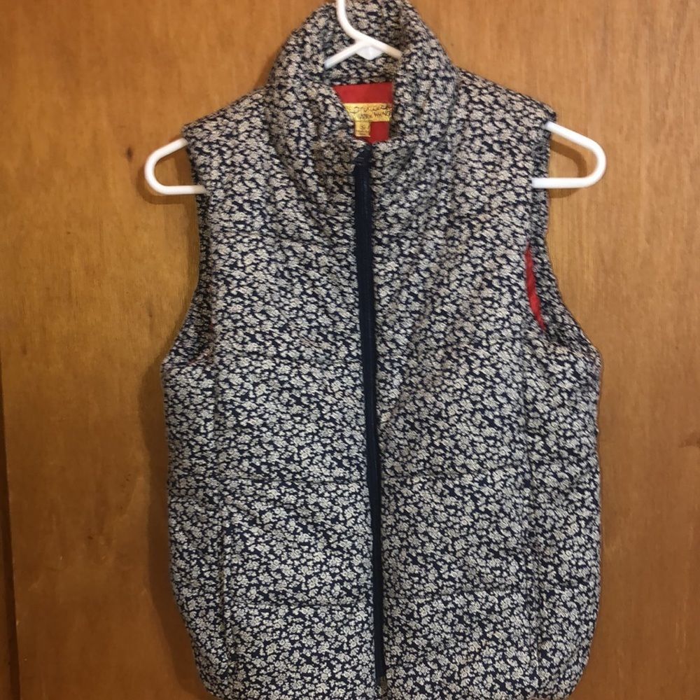 #38•PRINCESS VERA WANG• NAVY/IVORY FLORAL PUFFER VEST SIZE SMALL - Picture 5 of 7